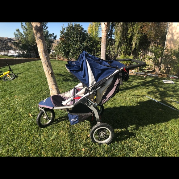 BOB Double stroller - Picture 3 of 5